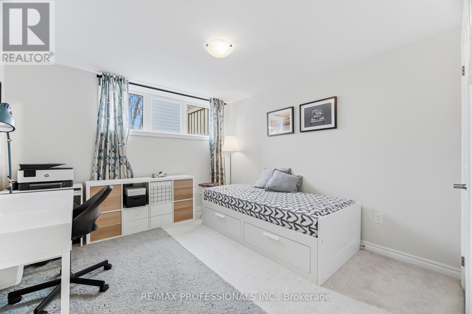 1401 National Common, Burlington, Ontario L7P 0V7 - Photo 6 - W12913654