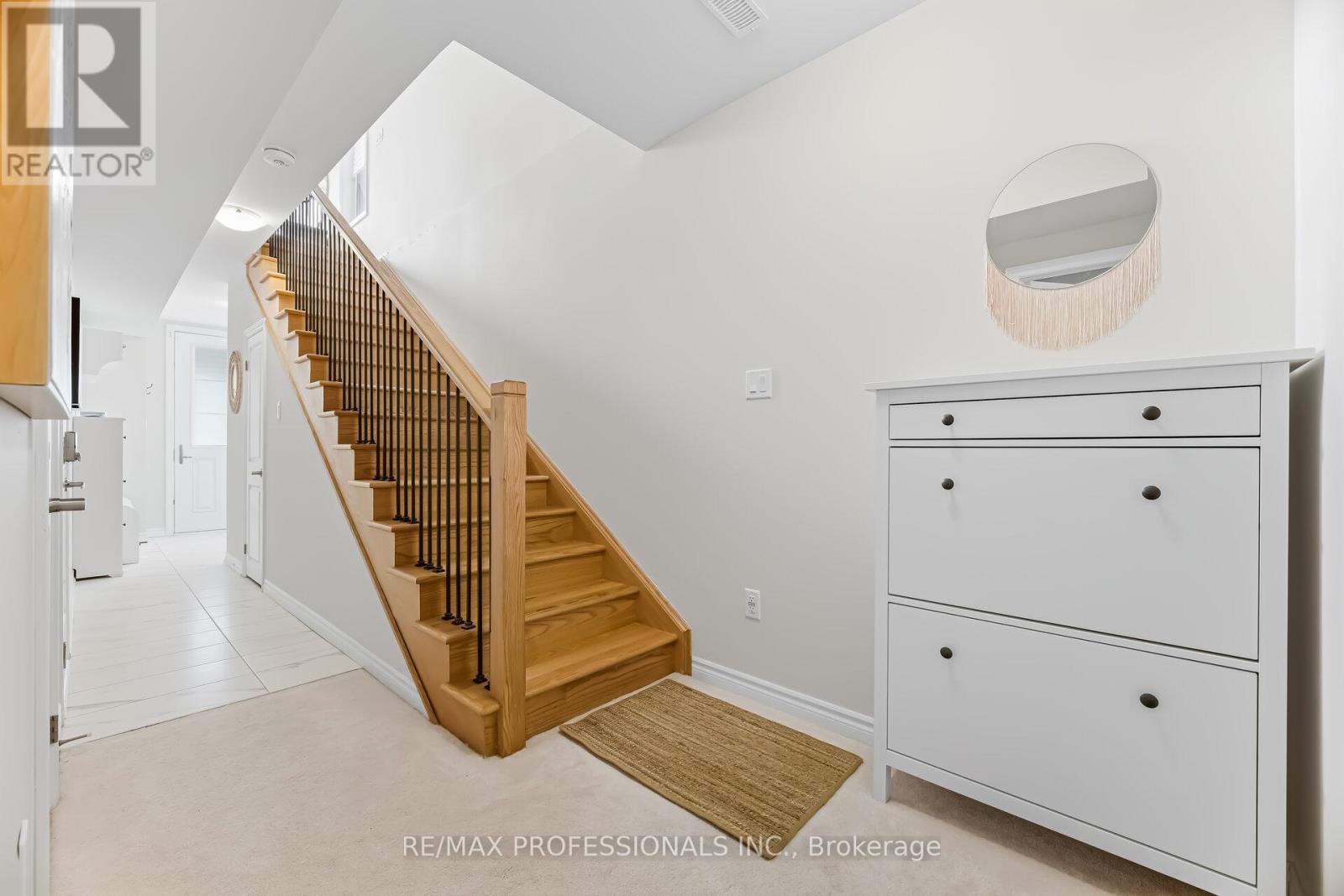 1401 National Common, Burlington, Ontario L7P 0V7 - Photo 9 - W12913654