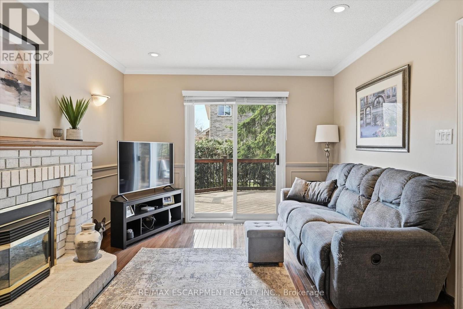 478 Featherstone Court, Burlington (Shoreacres), Ontario  L7L 5K1 - Photo 19 - W12913670