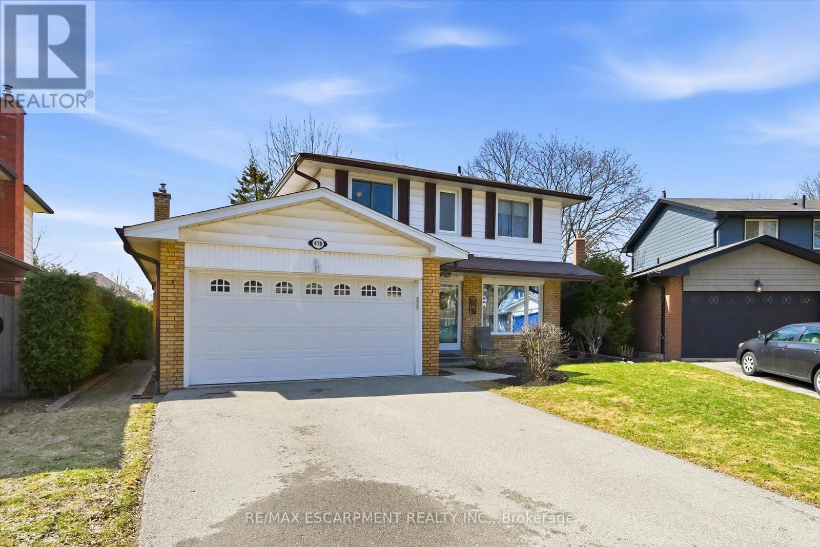 478 Featherstone Court, Burlington (Shoreacres), Ontario  L7L 5K1 - Photo 2 - W12913670