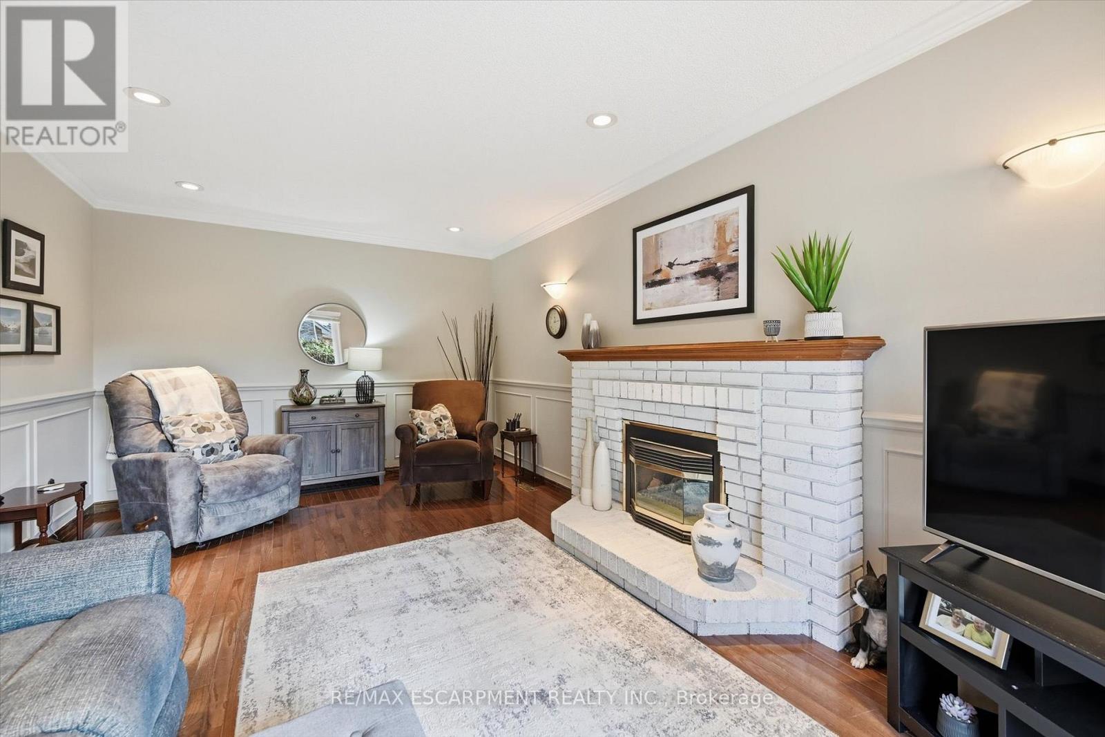 478 Featherstone Court, Burlington (Shoreacres), Ontario  L7L 5K1 - Photo 21 - W12913670