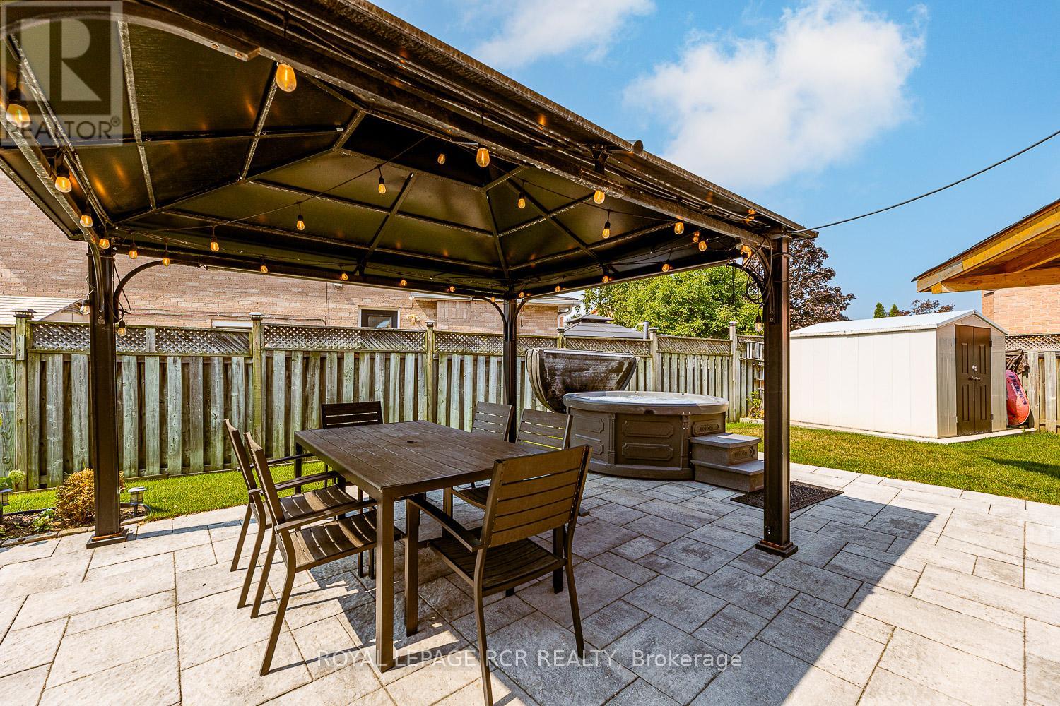 44 Fountainbridge Drive, Caledon, Ontario  L7E 1N4 - Photo 33 - W12913724