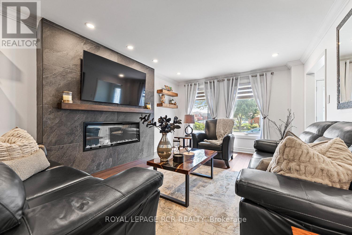 44 Fountainbridge Drive, Caledon, Ontario  L7E 1N4 - Photo 5 - W12913724