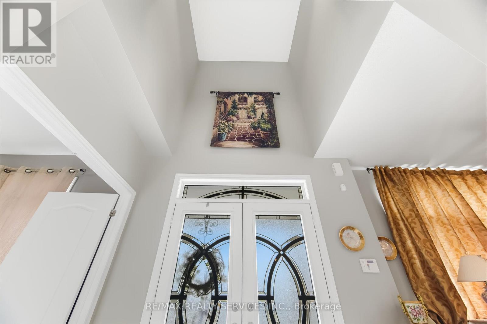 93 Learmont Avenue, Caledon, Ontario  L7C 3R4 - Photo 8 - W12913748