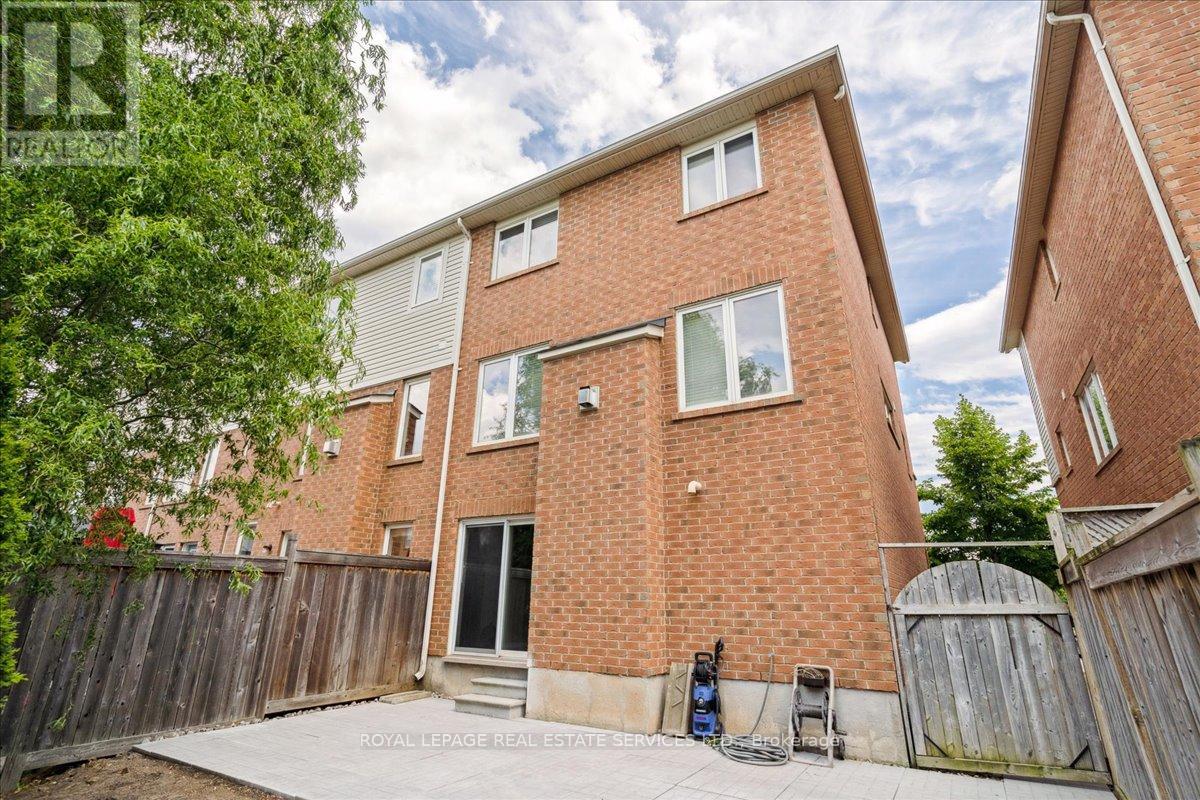 17 - 3050 Rotary Way, Burlington (Alton), Ontario  L7M 0G8 - Photo 38 - W12913776