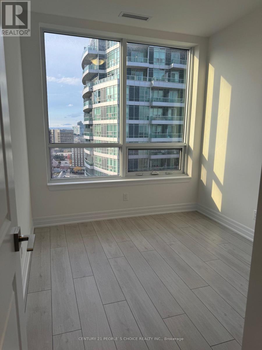 2001 - 30 Elm Drive W, Mississauga, Ontario  L5B 0N6 - Photo 15 - W12913778