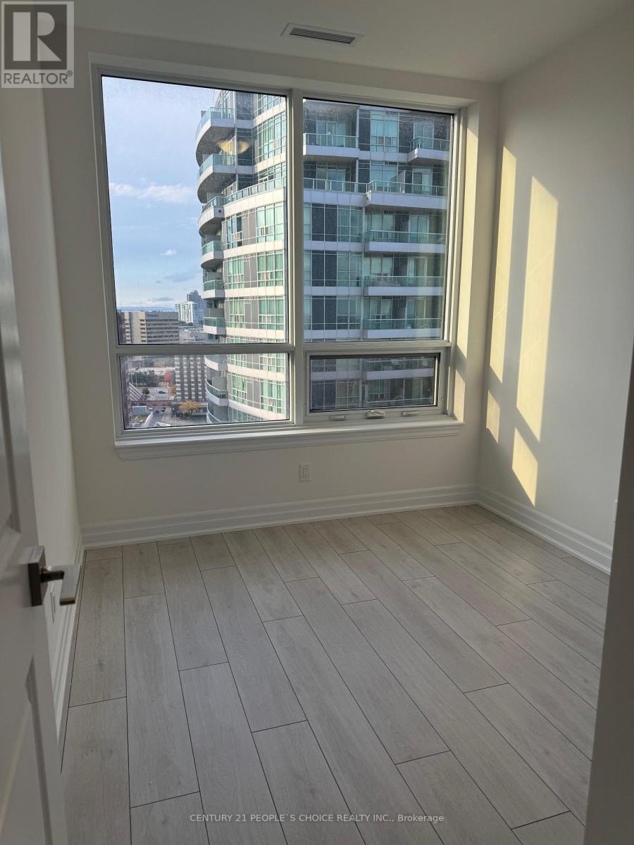 2001 - 30 Elm Drive W, Mississauga, Ontario  L5B 0N6 - Photo 16 - W12913778