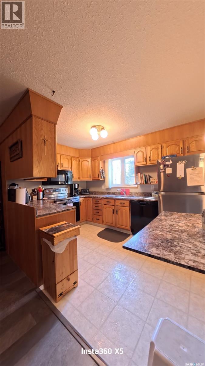 204 3130 Louise Street, Saskatoon, Saskatchewan  S7J 3L8 - Photo 5 - SK031104
