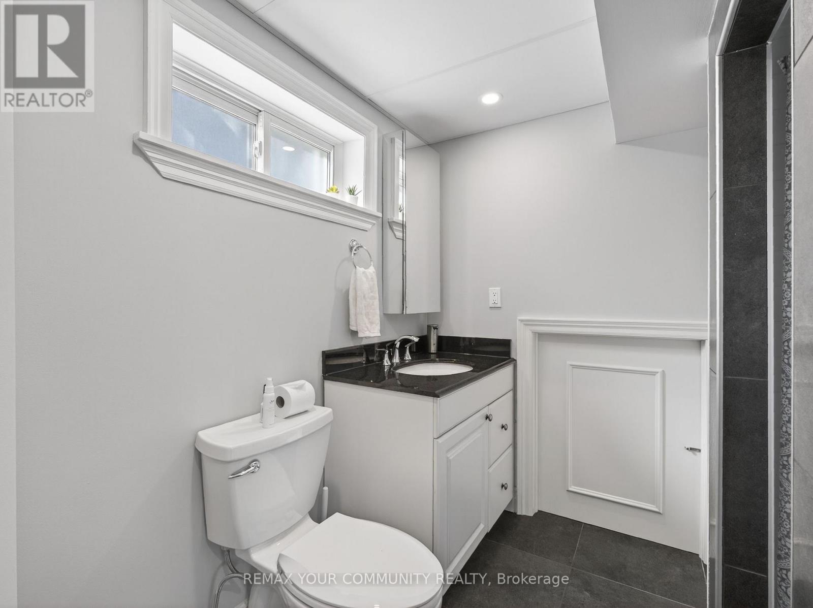 107 Orchard Heights, Aurora, Ontario  L4G 2Z8 - Photo 14 - N12913306