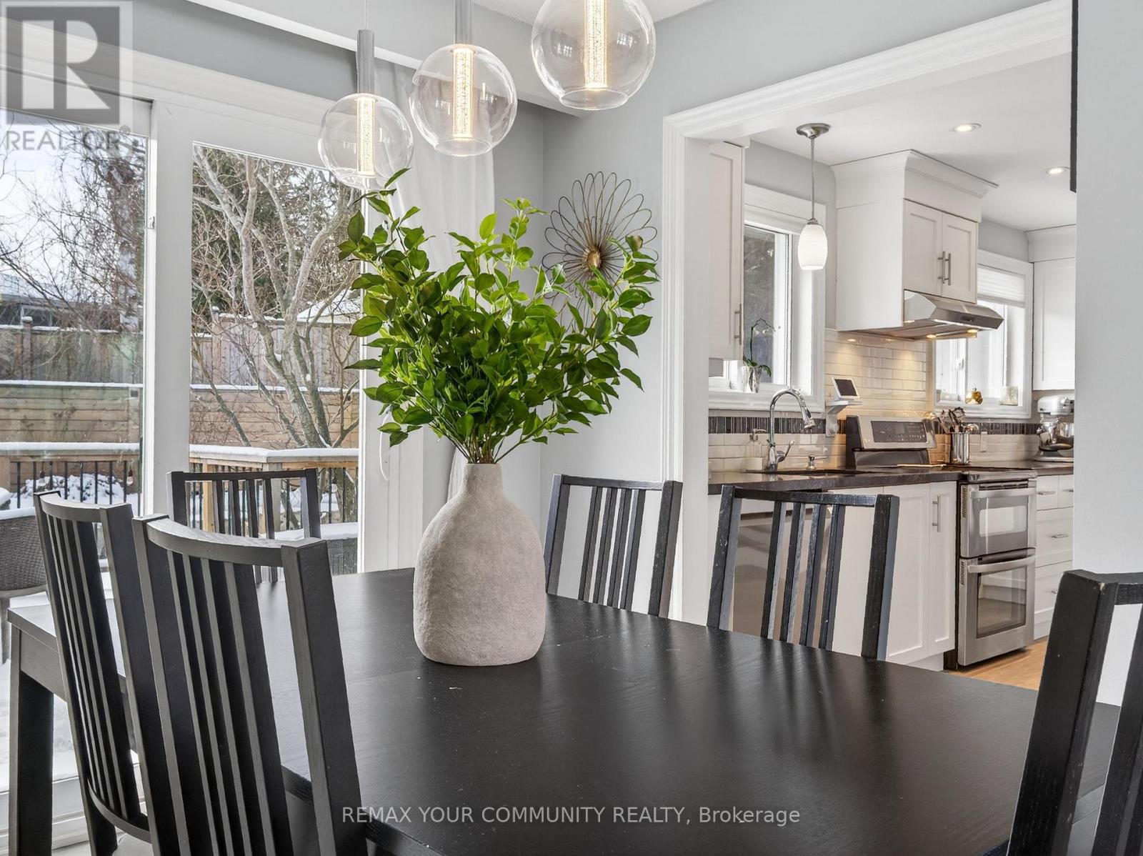 107 Orchard Heights, Aurora, Ontario  L4G 2Z8 - Photo 6 - N12913306