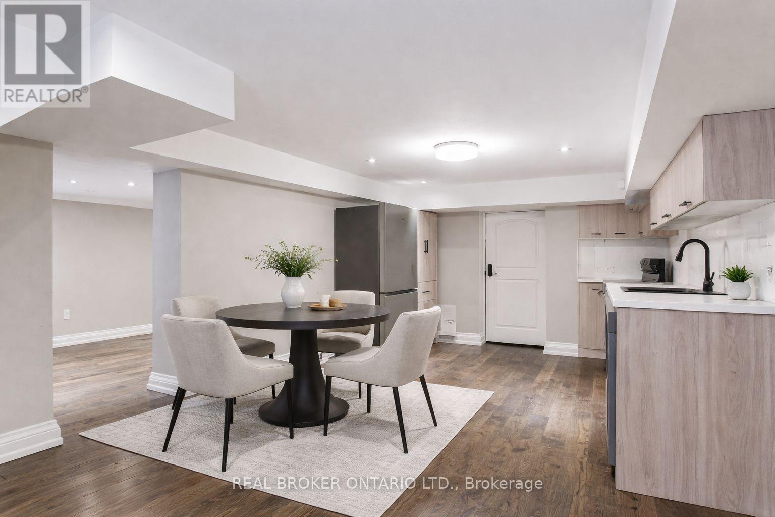 B - 47 Highgate Road, Toronto, Ontario  M8X 2B4 - Photo 5 - W12751474