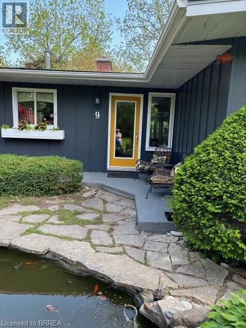 9 Summerhayes Crescent, Brantford, Ontario  N3R 5H9 - Photo 2 - 40810330