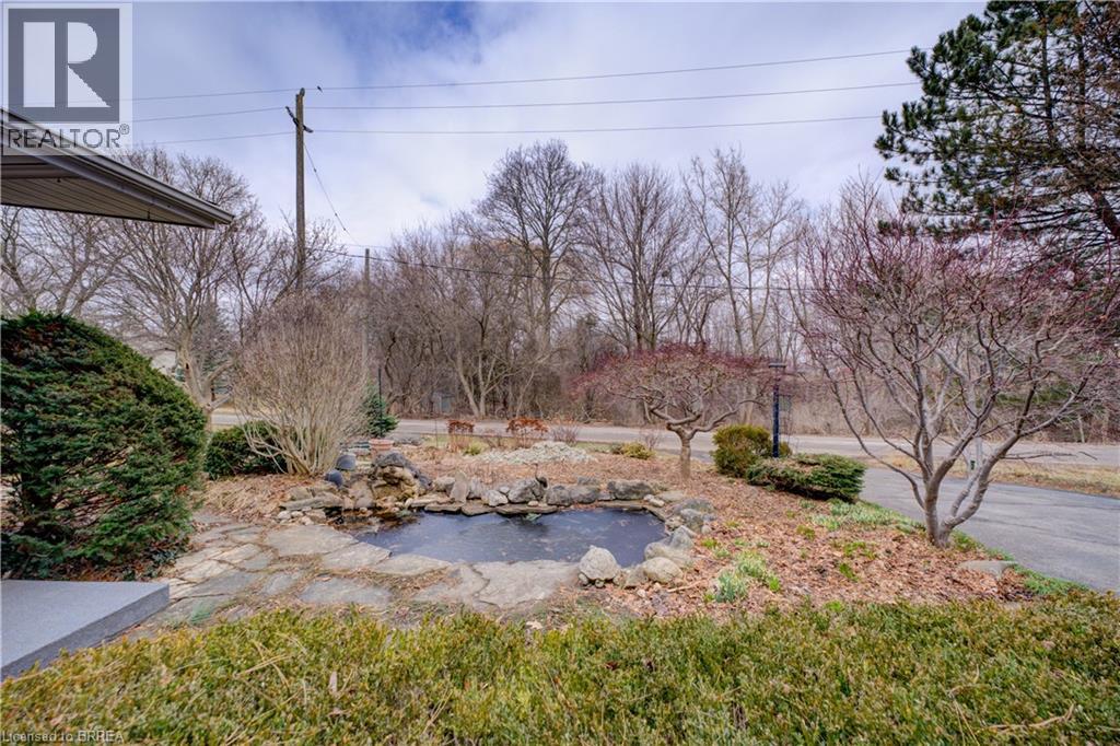 9 Summerhayes Crescent, Brantford, Ontario  N3R 5H9 - Photo 3 - 40810330