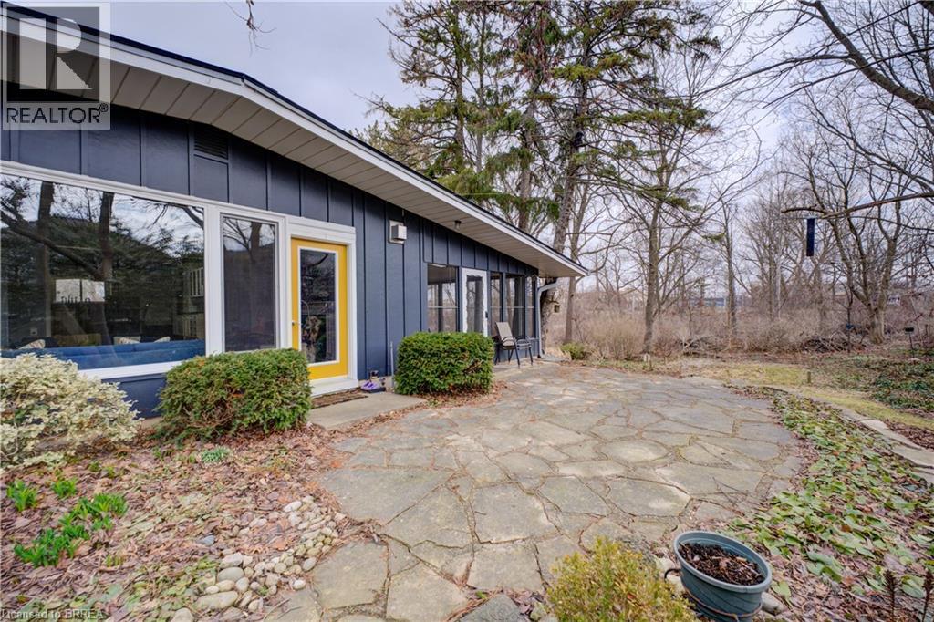 9 Summerhayes Crescent, Brantford, Ontario  N3R 5H9 - Photo 40 - 40810330