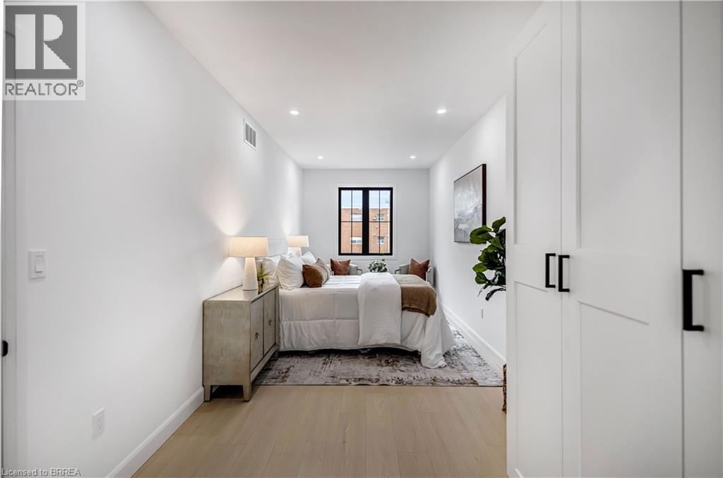 109 Winniett Street, Brantford, Ontario  N3T 1N1 - Photo 30 - 40809161