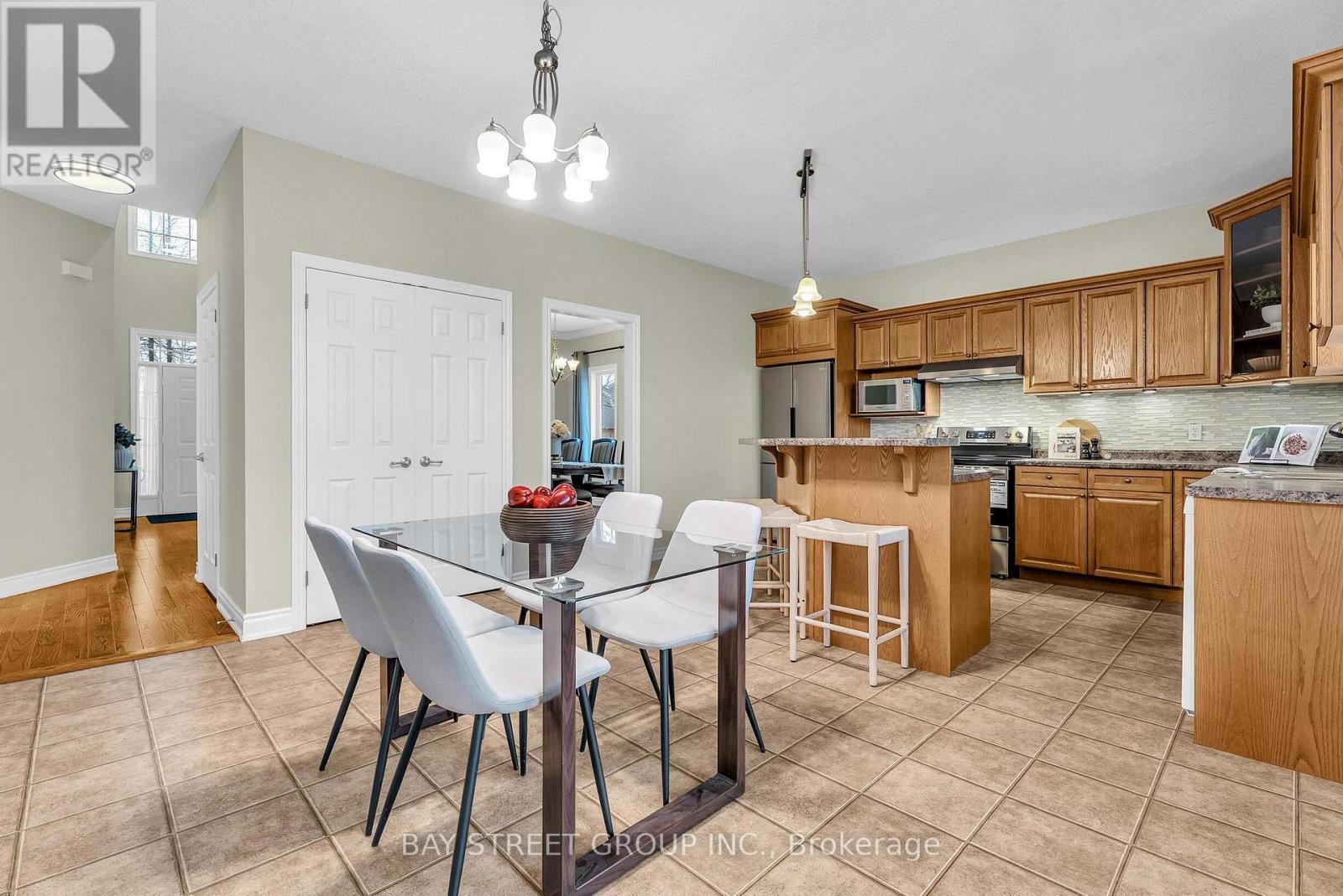 448 Cottontail Crescent, London North, Ontario  N5X 4N4 - Photo 11 - X12913408