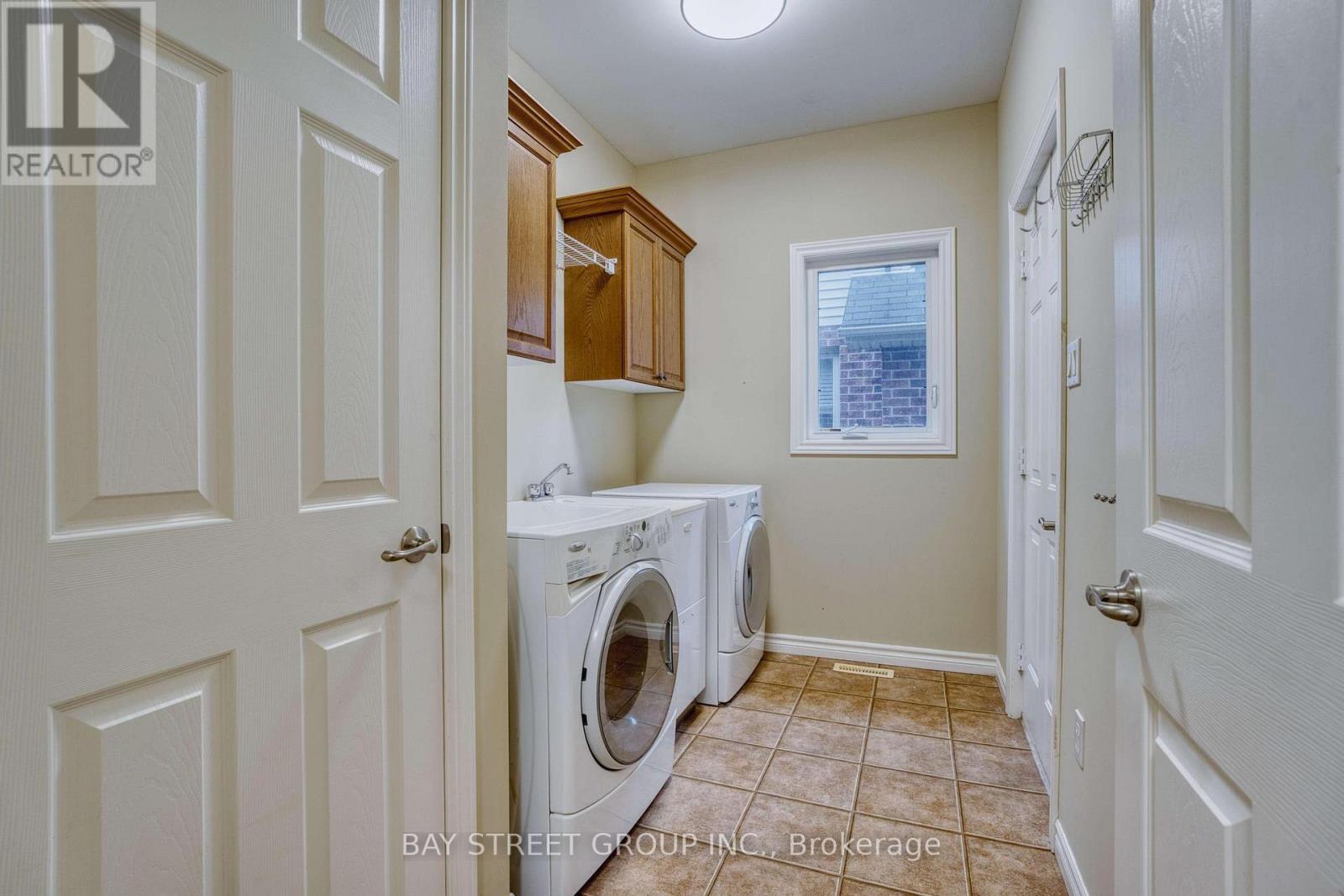 448 Cottontail Crescent, London North, Ontario  N5X 4N4 - Photo 19 - X12913408