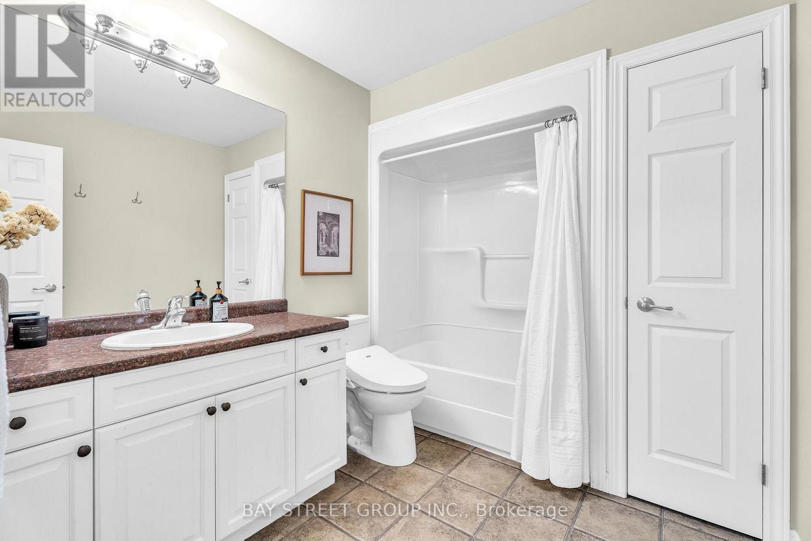 448 Cottontail Crescent, London North, Ontario  N5X 4N4 - Photo 30 - X12913408