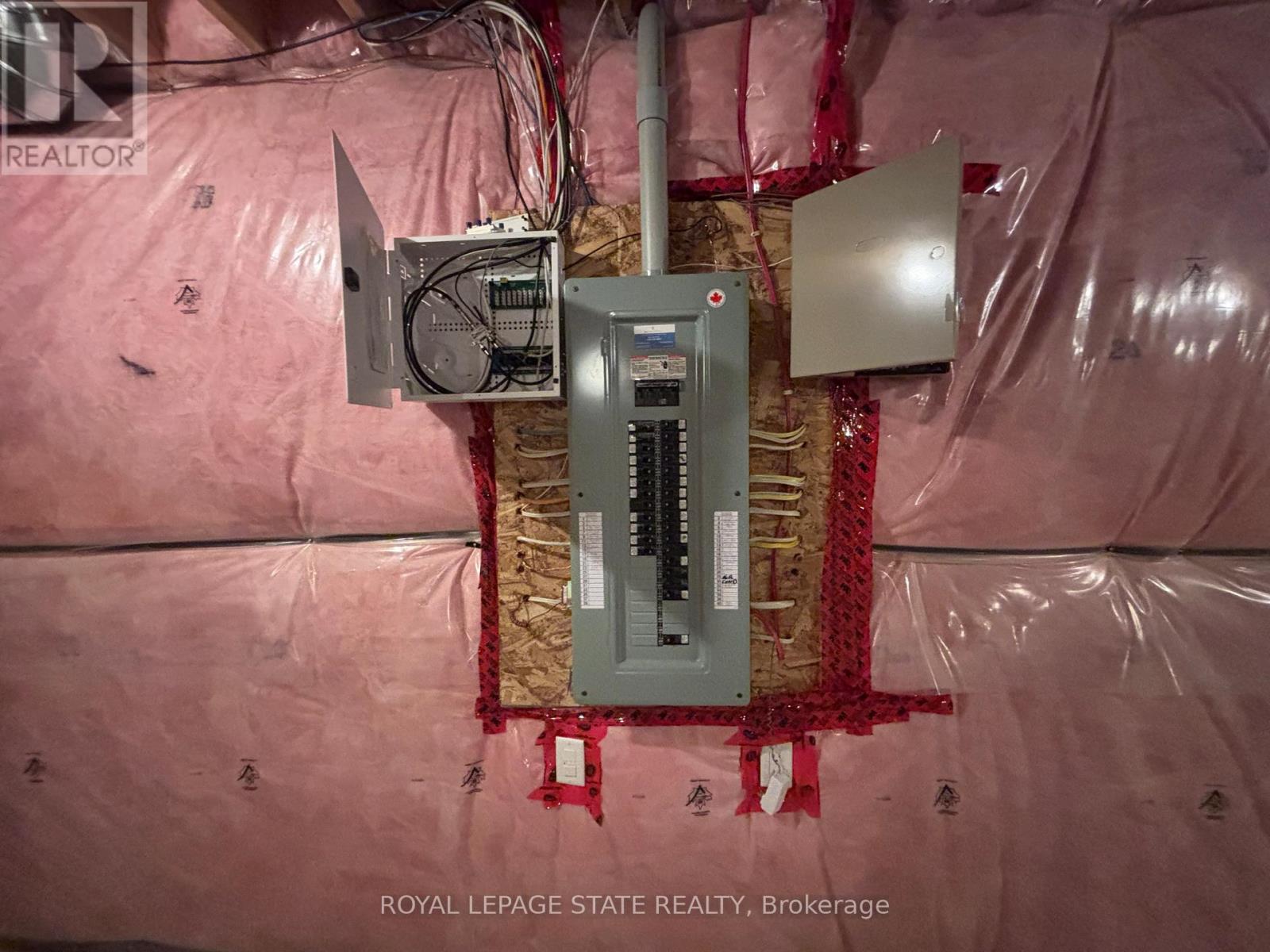 419 Macintosh Drive, Hamilton, Ontario  L8E 0H9 - Photo 27 - X12913436