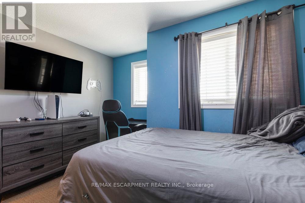 16 Avatar Place, Hamilton, Ontario  L0R 1W0 - Photo 21 - X12913568