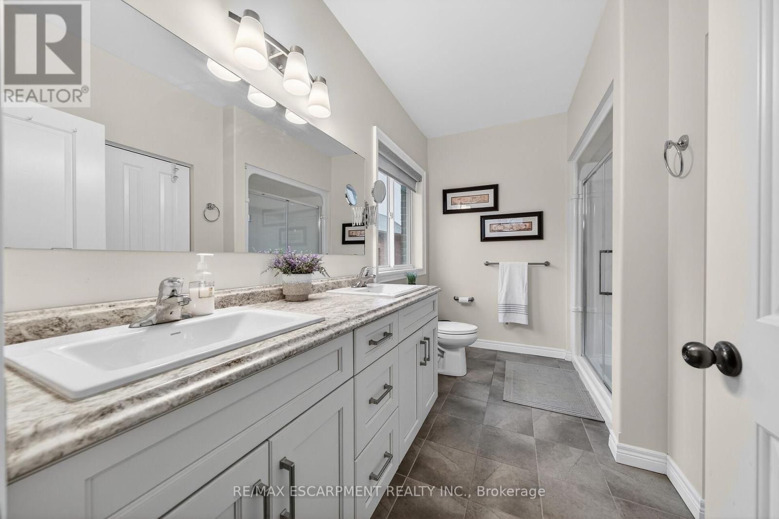 31 Sycamore Drive, Norfolk, Ontario N0A 1N6 - Photo 24 - X12913604