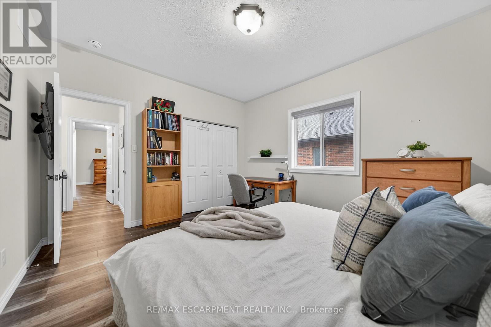 31 Sycamore Drive, Norfolk, Ontario N0A 1N6 - Photo 25 - X12913604