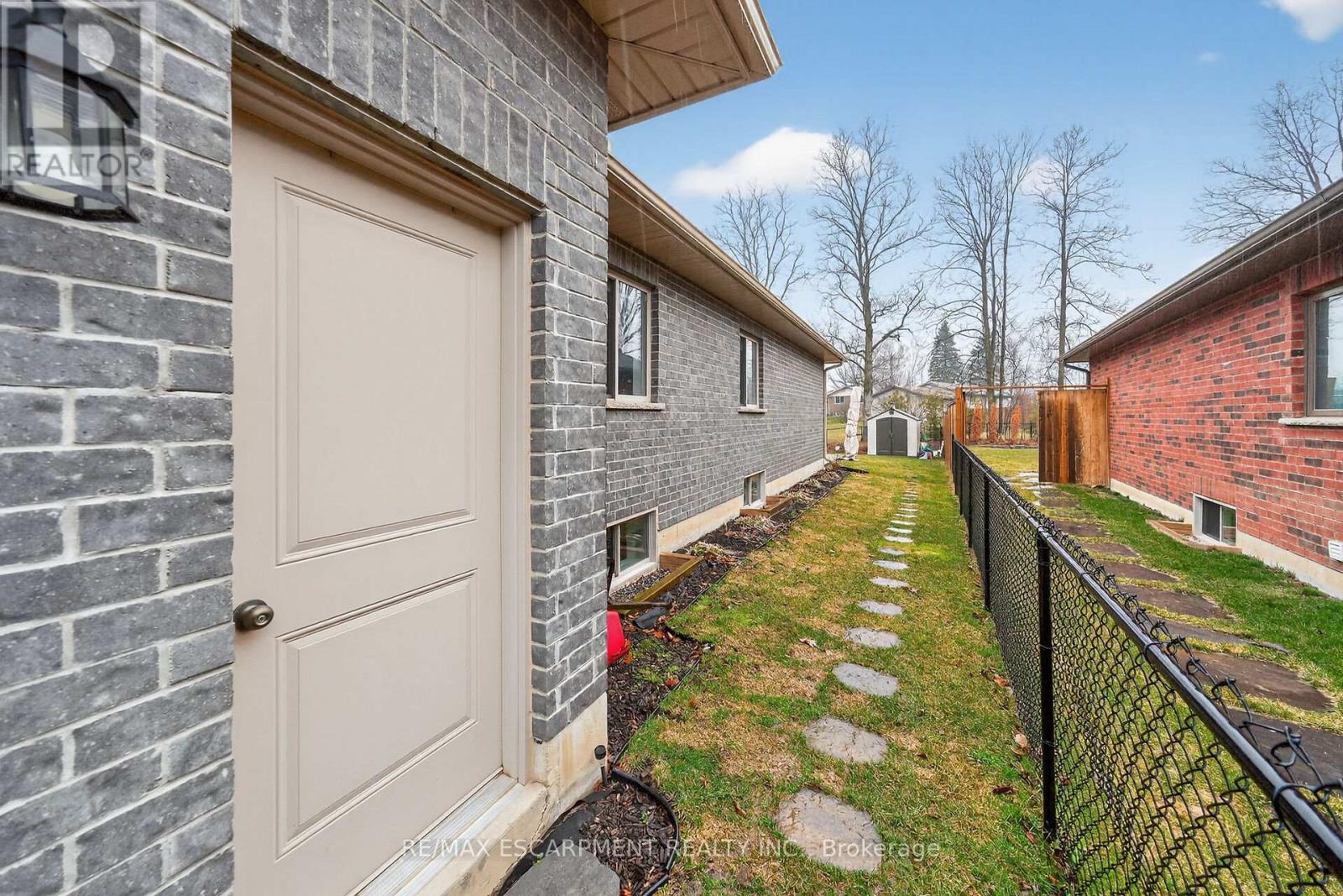 31 Sycamore Drive, Norfolk, Ontario N0A 1N6 - Photo 37 - X12913604