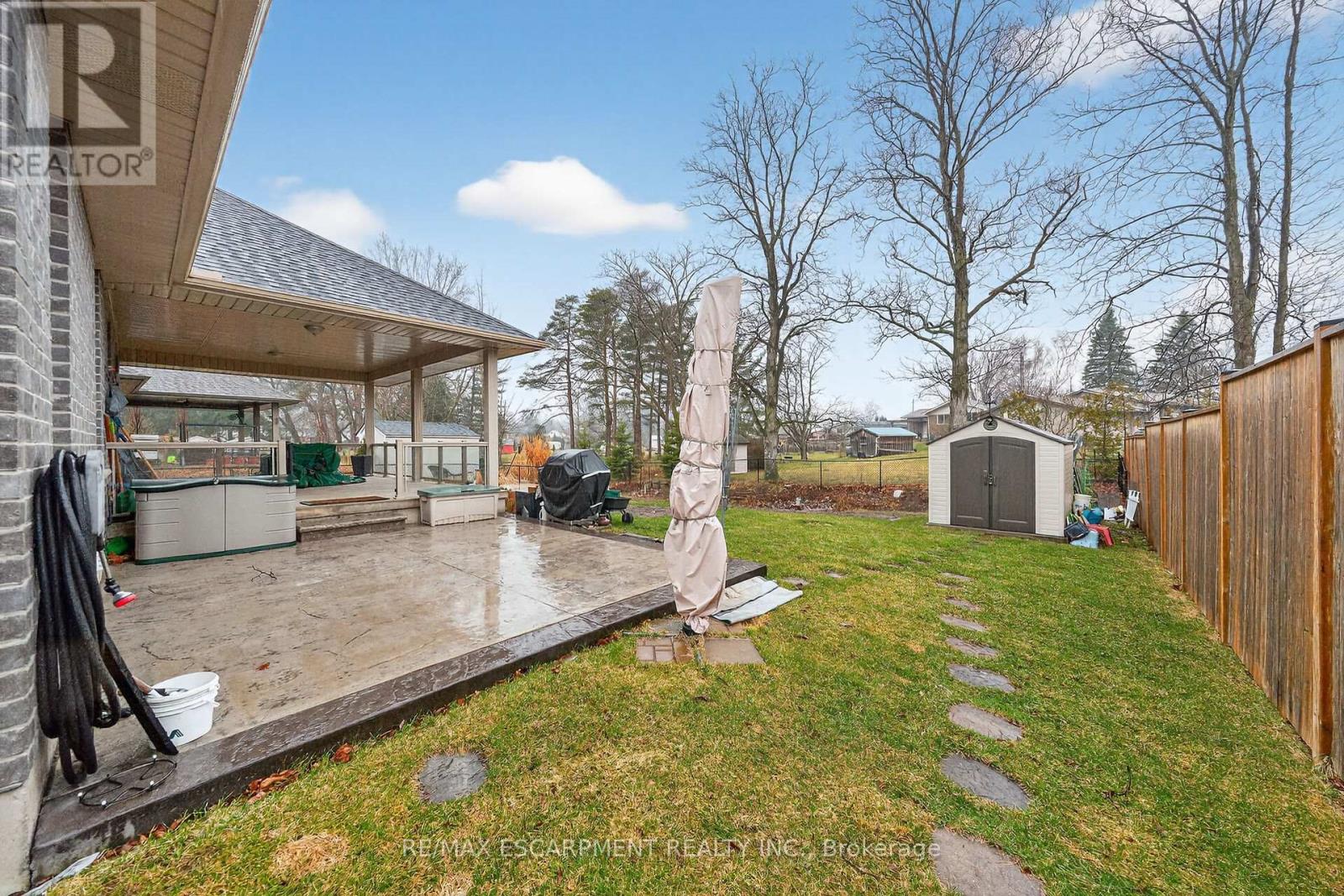 31 Sycamore Drive, Norfolk, Ontario N0A 1N6 - Photo 38 - X12913604