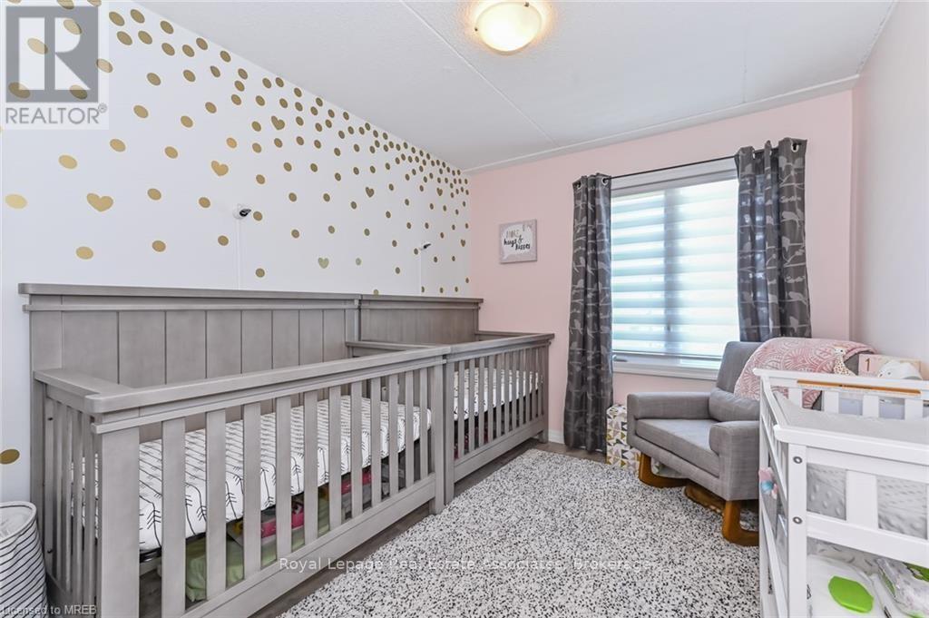 302 - 108 Summit Ridge Drive, Guelph, Ontario  N1E 0P8 - Photo 11 - X12913606