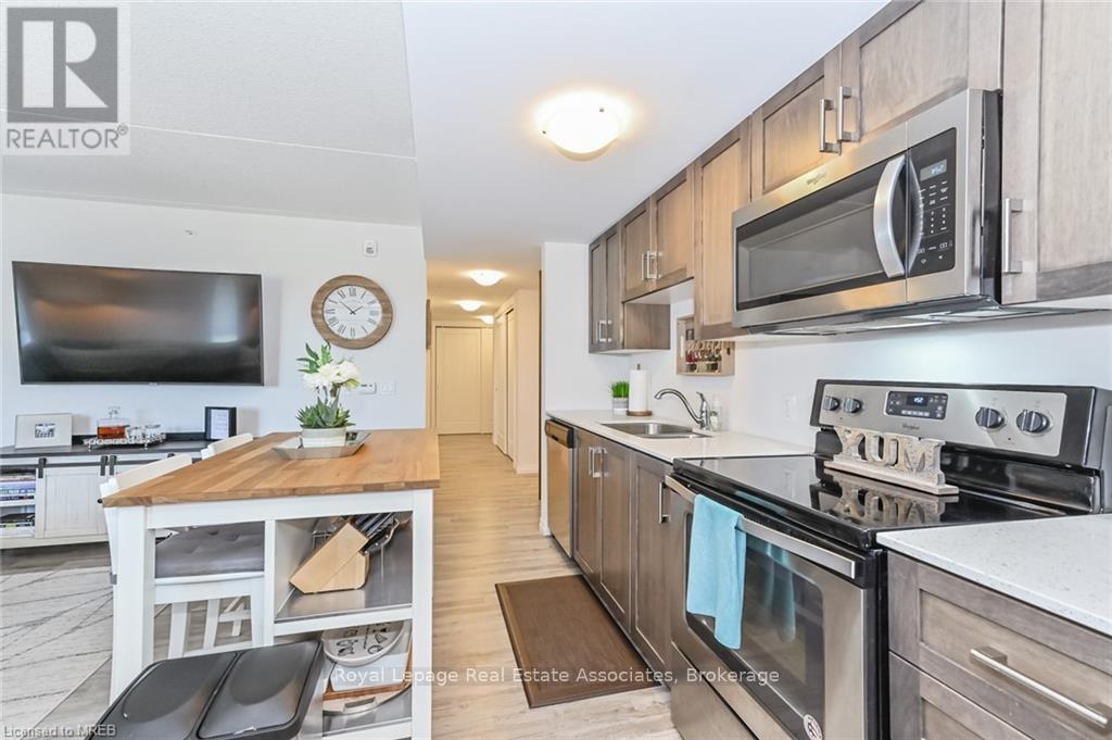 302 - 108 Summit Ridge Drive, Guelph, Ontario  N1E 0P8 - Photo 7 - X12913606