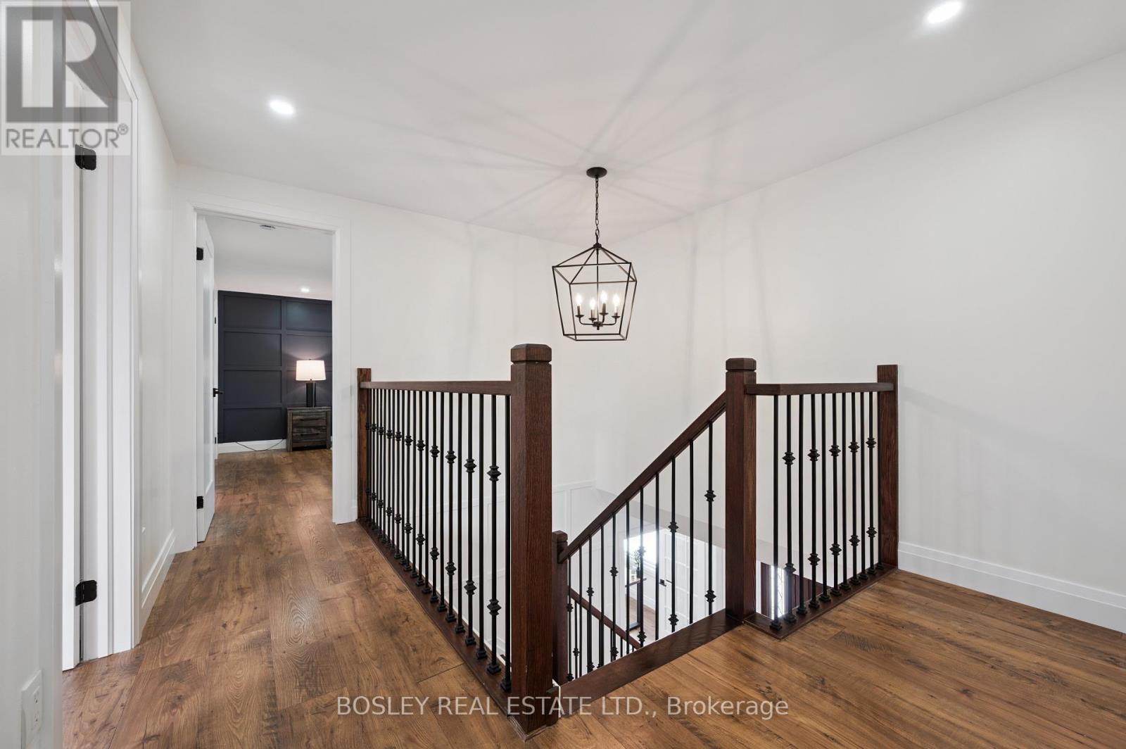 601 Sandringham Drive, Waterloo, Ontario  N2K 3L5 - Photo 17 - X12913666