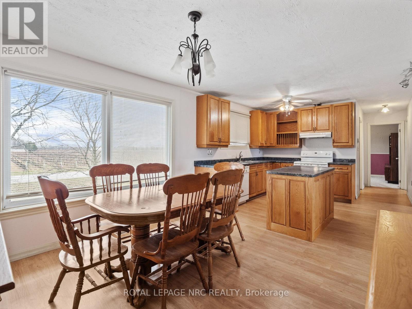 1256 Line 2 Road, Niagara-On-The-Lake, Ontario  L0S 1J0 - Photo 10 - X12913678