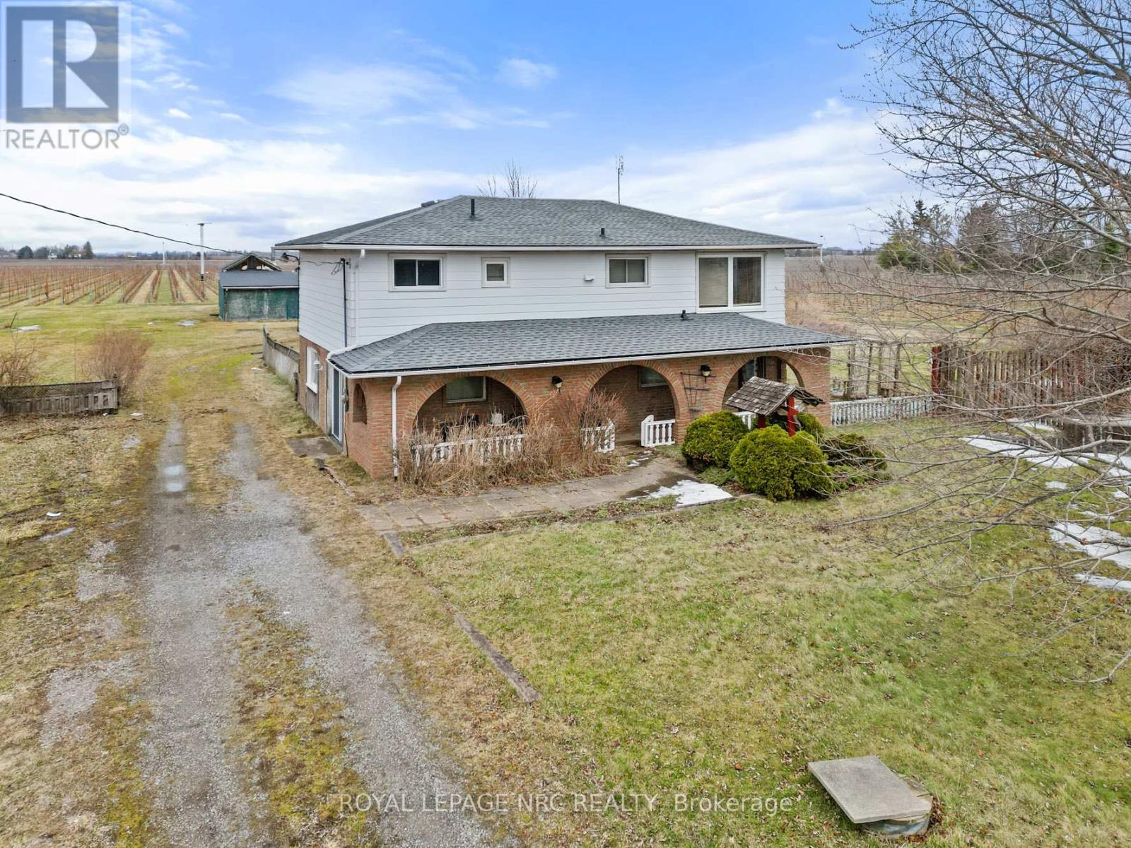 1256 Line 2 Road, Niagara-On-The-Lake, Ontario  L0S 1J0 - Photo 2 - X12913678