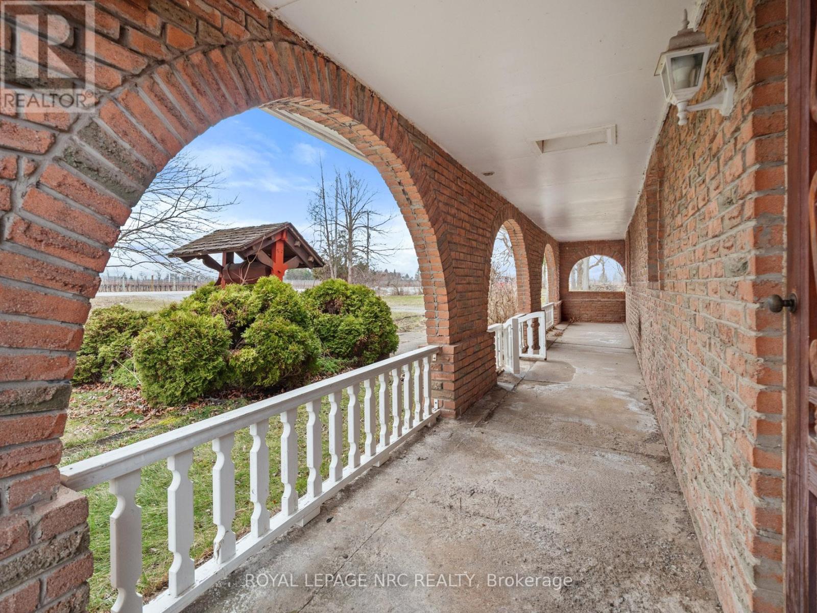 1256 Line 2 Road, Niagara-On-The-Lake, Ontario  L0S 1J0 - Photo 5 - X12913678