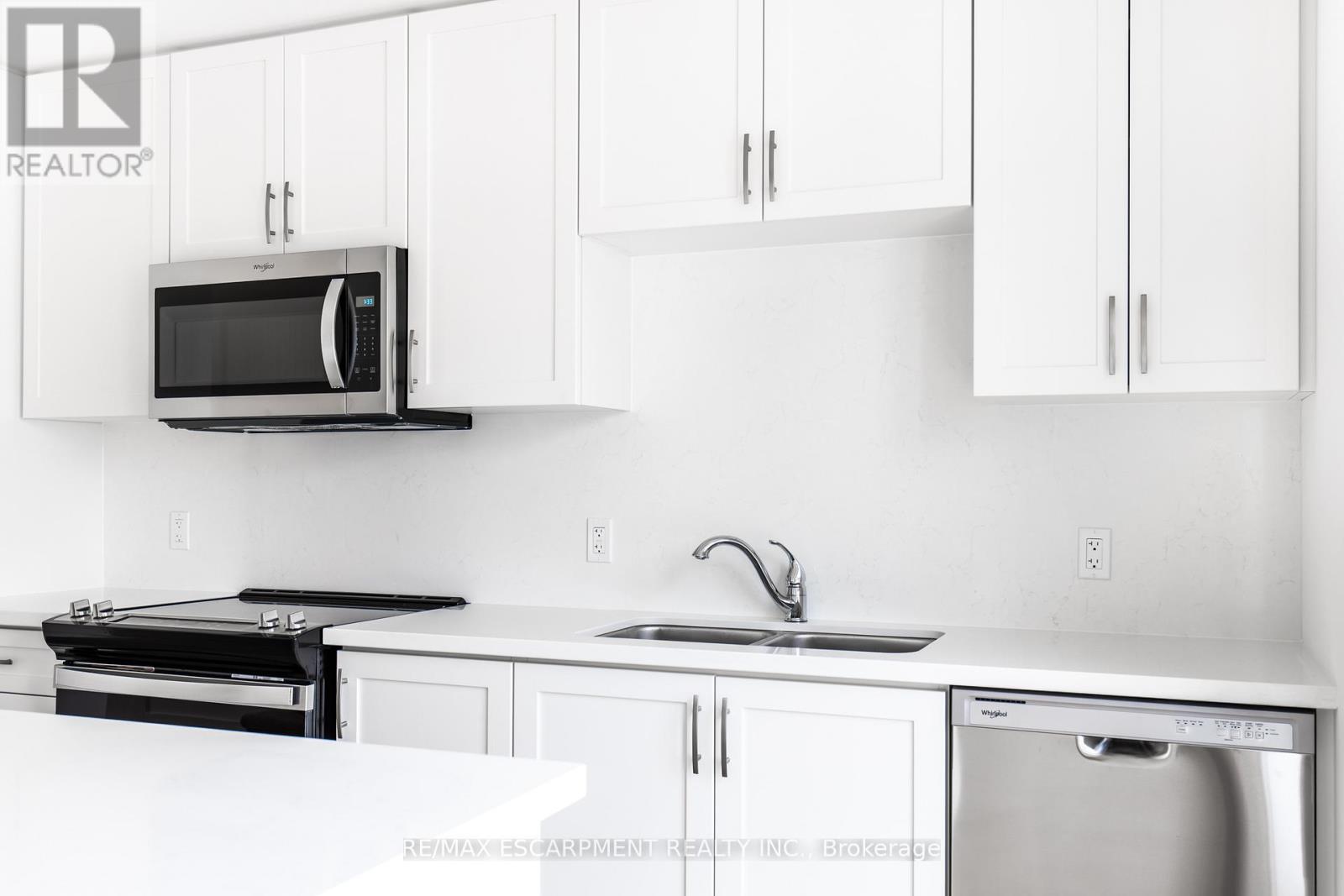 55 Great Falls Boulevard, Hamilton, Ontario  L8B 2A9 - Photo 16 - X12913726