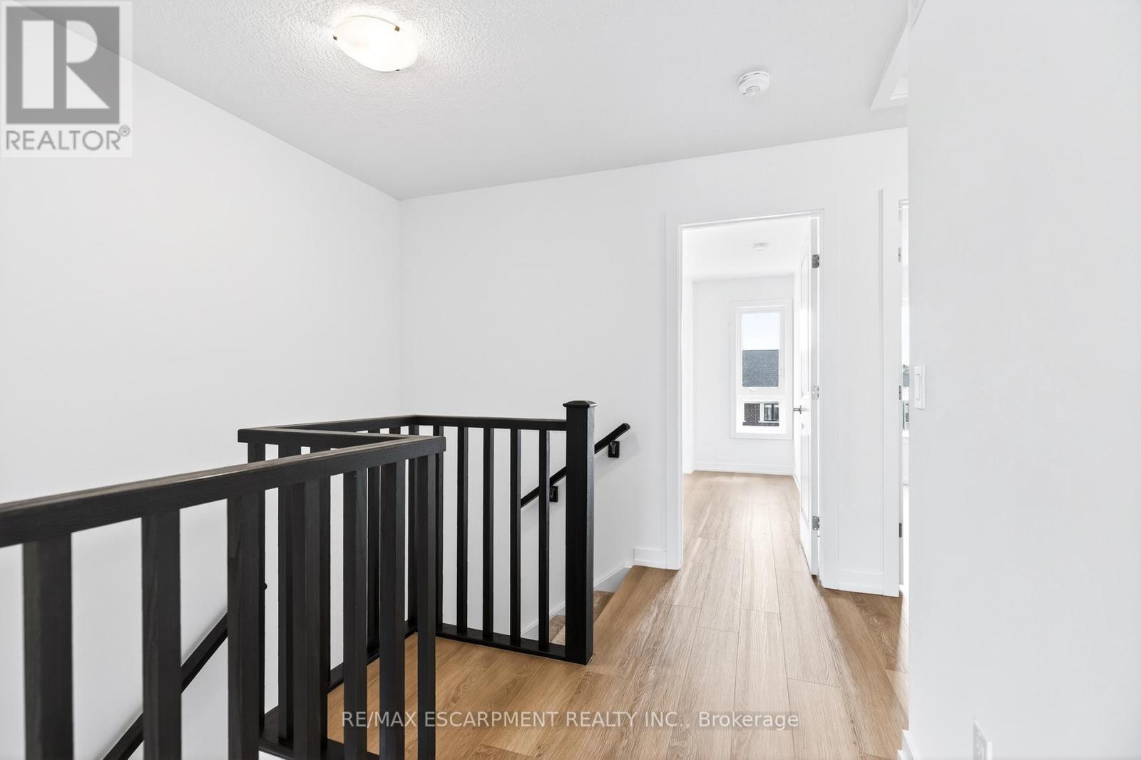 55 Great Falls Boulevard, Hamilton, Ontario  L8B 2A9 - Photo 30 - X12913726