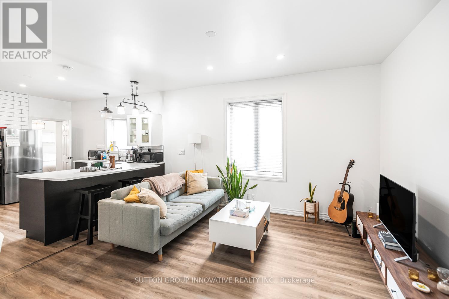 57 New Street, Hamilton, Ontario  L8P 4J7 - Photo 7 - X12913736