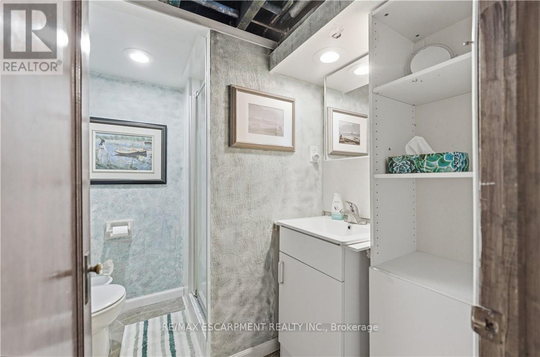 76 Knyvet Avenue, Hamilton, Ontario  L9A 3J5 - Photo 30 - X12913770