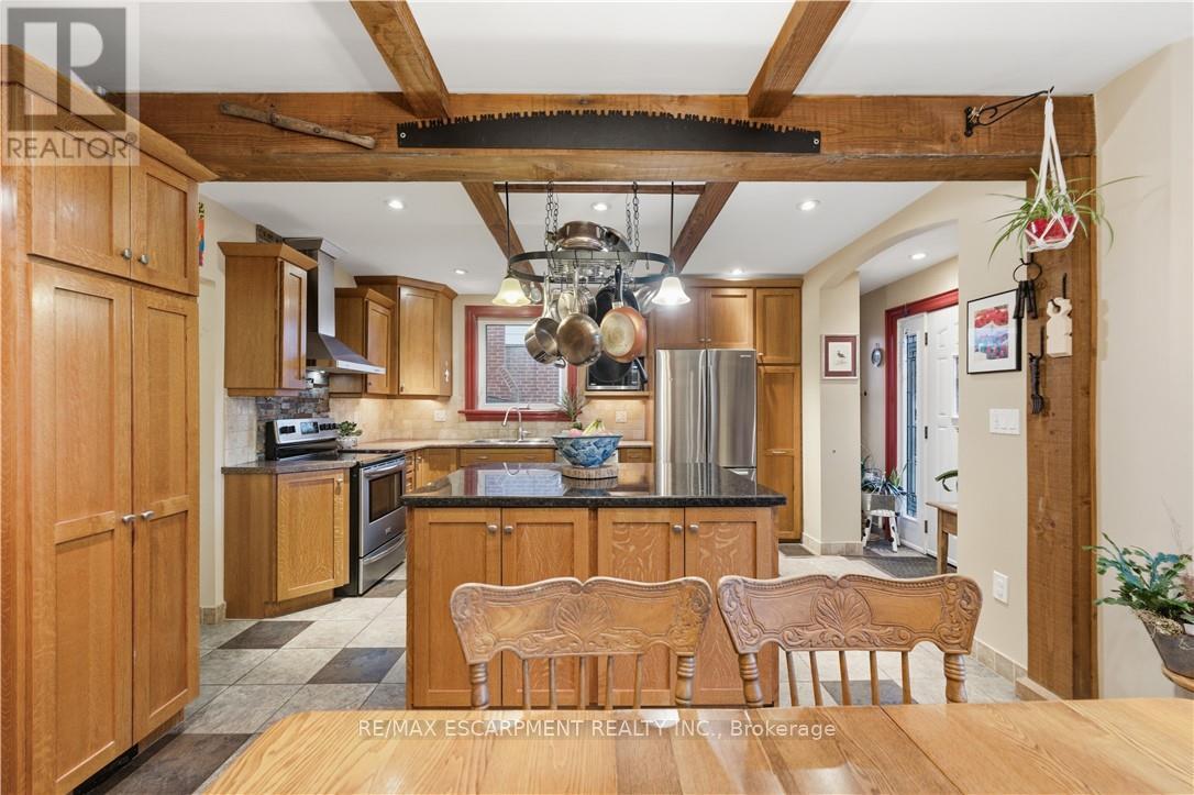 76 Knyvet Avenue, Hamilton, Ontario  L9A 3J5 - Photo 9 - X12913770