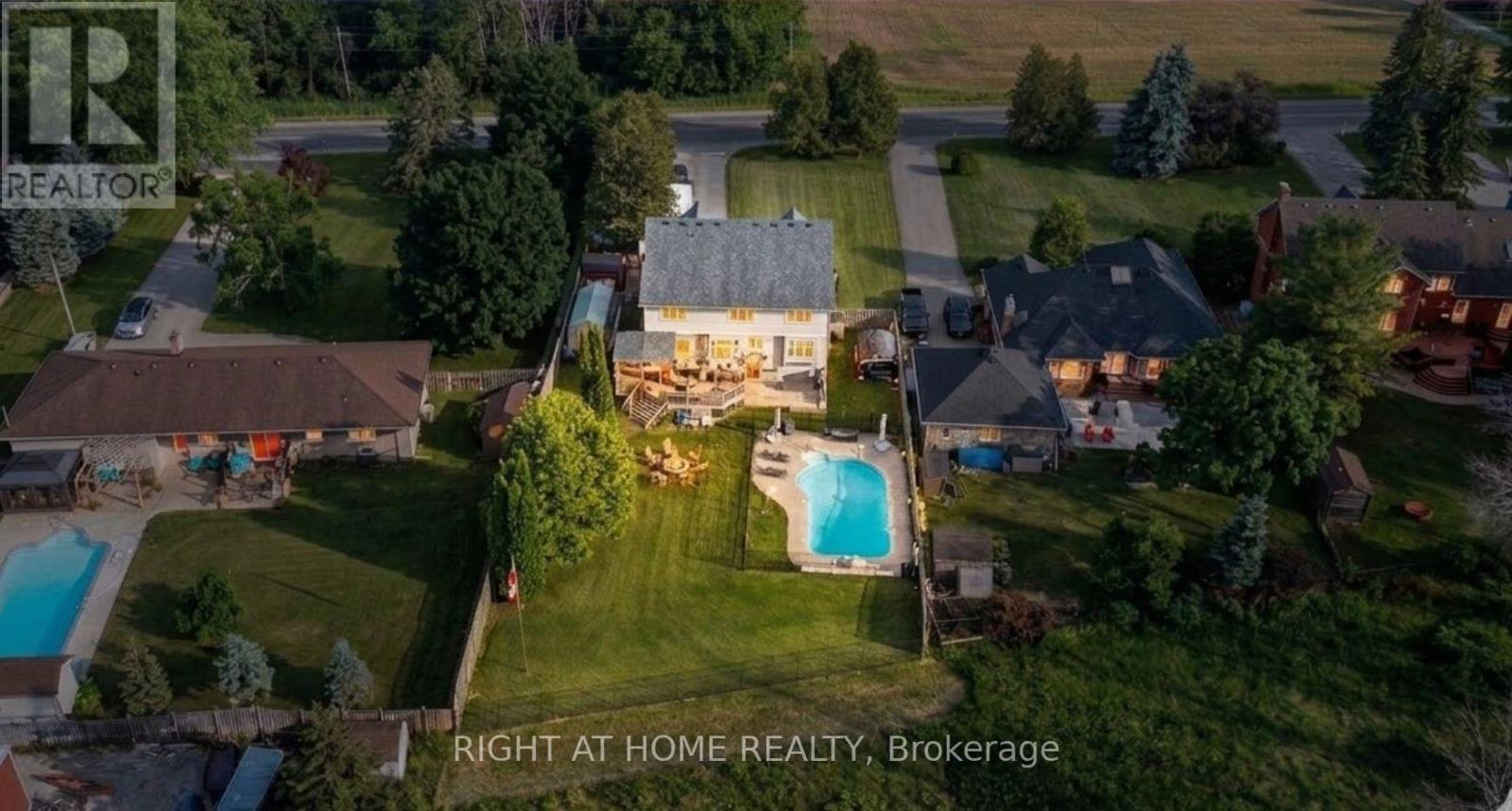 1252 Shore Acres Drive, Innisfil, Ontario  L0L 1R0 - Photo 46 - N12913548