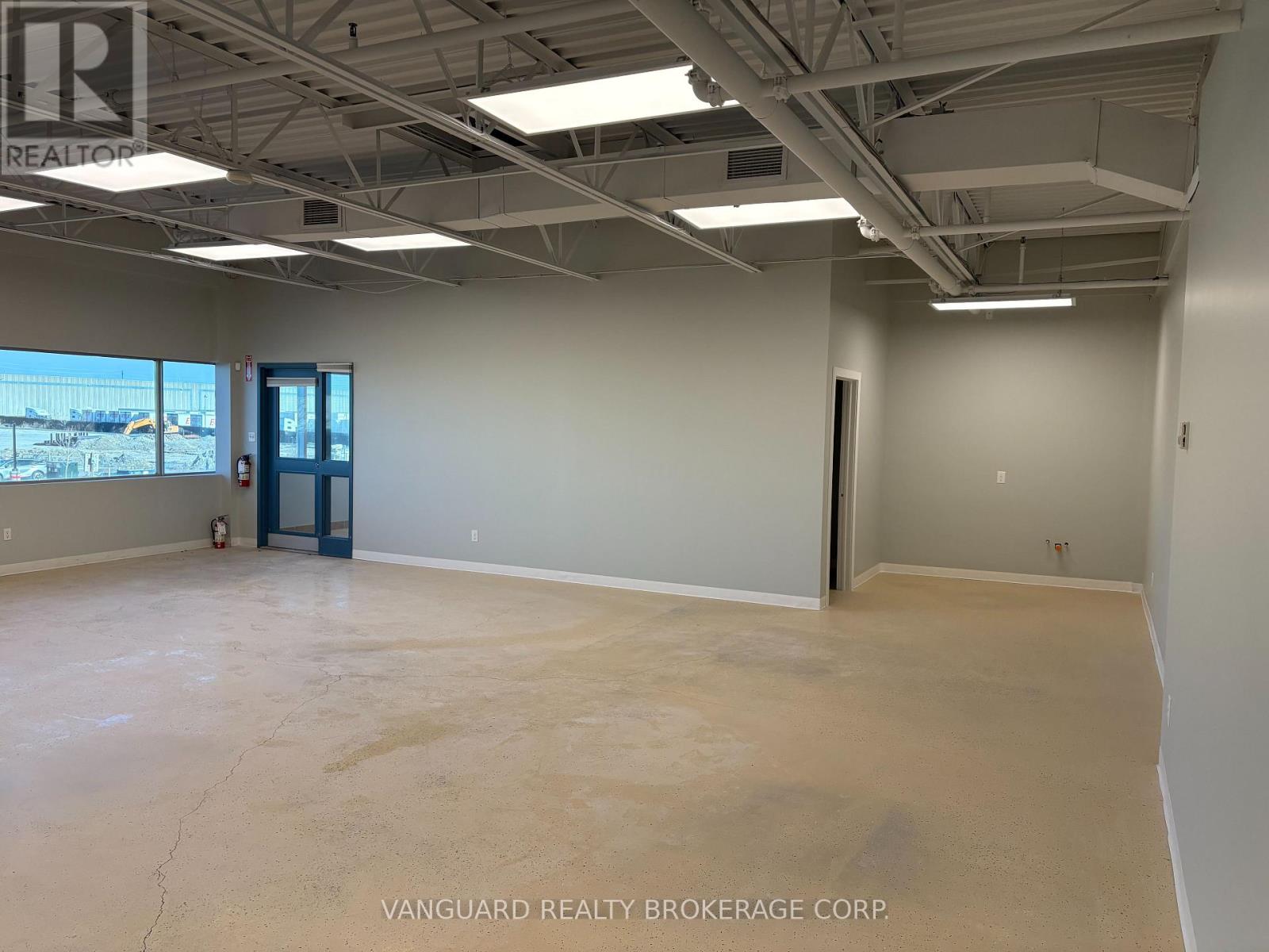 2a - 101 Simona Drive, Caledon, Ontario  L7E 4E8 - Photo 3 - W12877044