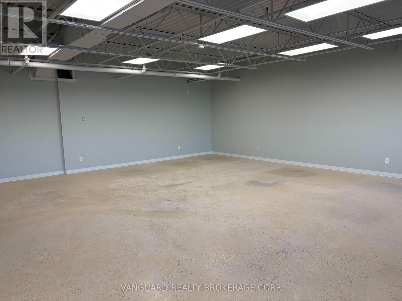 2a - 101 Simona Drive, Caledon, Ontario  L7E 4E8 - Photo 4 - W12877044