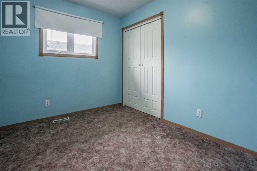 8325 101 Ave, Peace River, Alberta  T8S 1N2 - Photo 11 - A2274660
