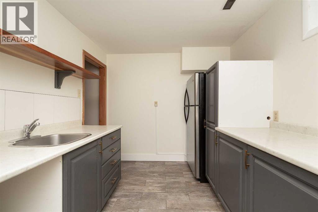 222 27 Street S, Lethbridge, Alberta  T1J 3R6 - Photo 25 - A2294375