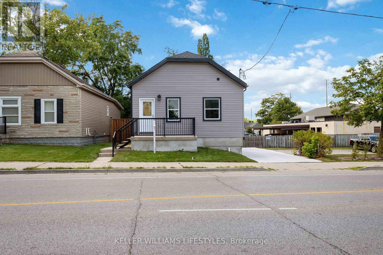 D - 178 Woodward Avenue, London North, Ontario  N6H 2H3 - Photo 3 - X12913958