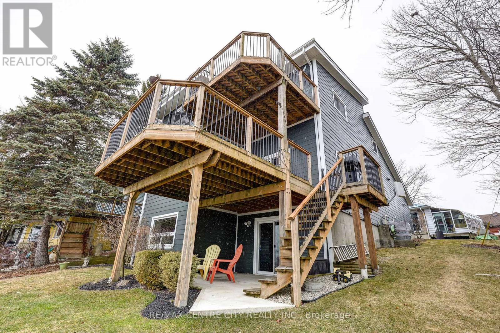 205 Cornell Drive, Central Elgin, Ontario  N5L 1A5 - Photo 38 - X12913990