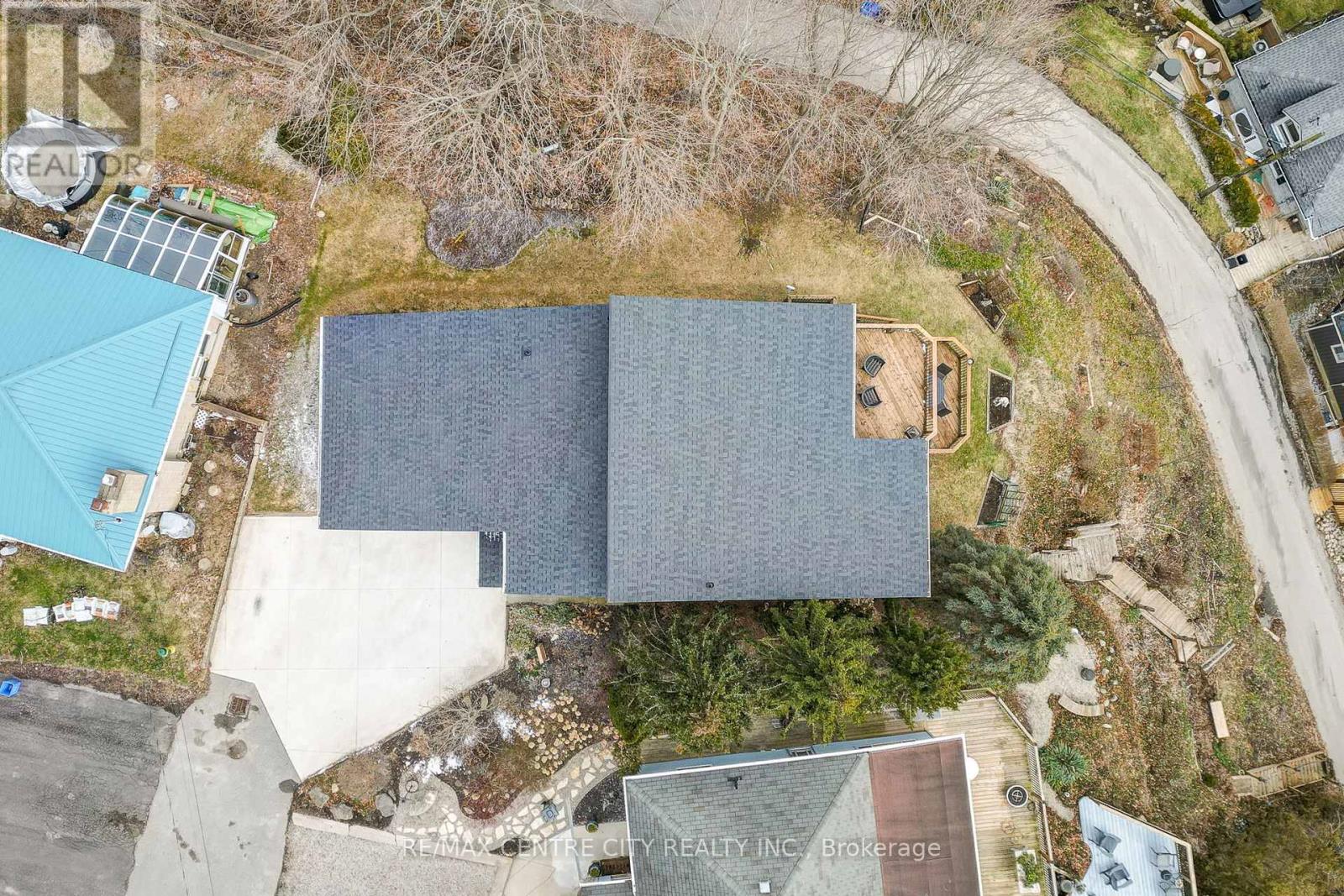 205 Cornell Drive, Central Elgin, Ontario  N5L 1A5 - Photo 39 - X12913990