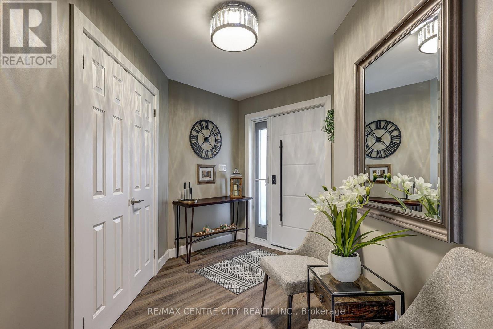 205 Cornell Drive, Central Elgin, Ontario  N5L 1A5 - Photo 4 - X12913990