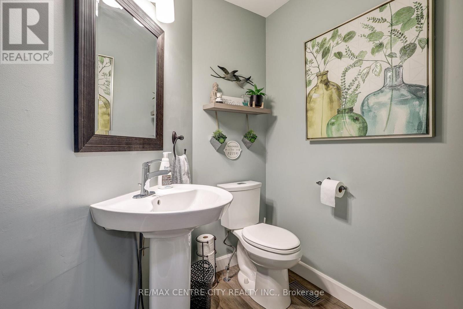 205 Cornell Drive, Central Elgin, Ontario  N5L 1A5 - Photo 8 - X12913990