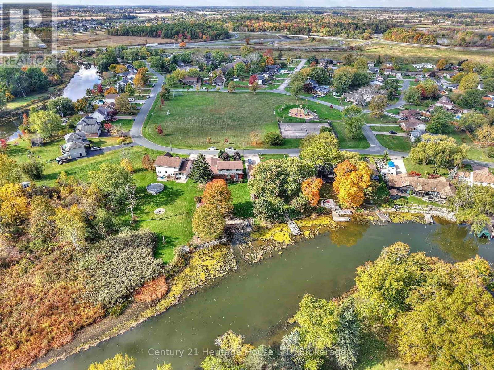 3466 River Trail, Fort Erie, Ontario  L0S 1S0 - Photo 44 - X12462443